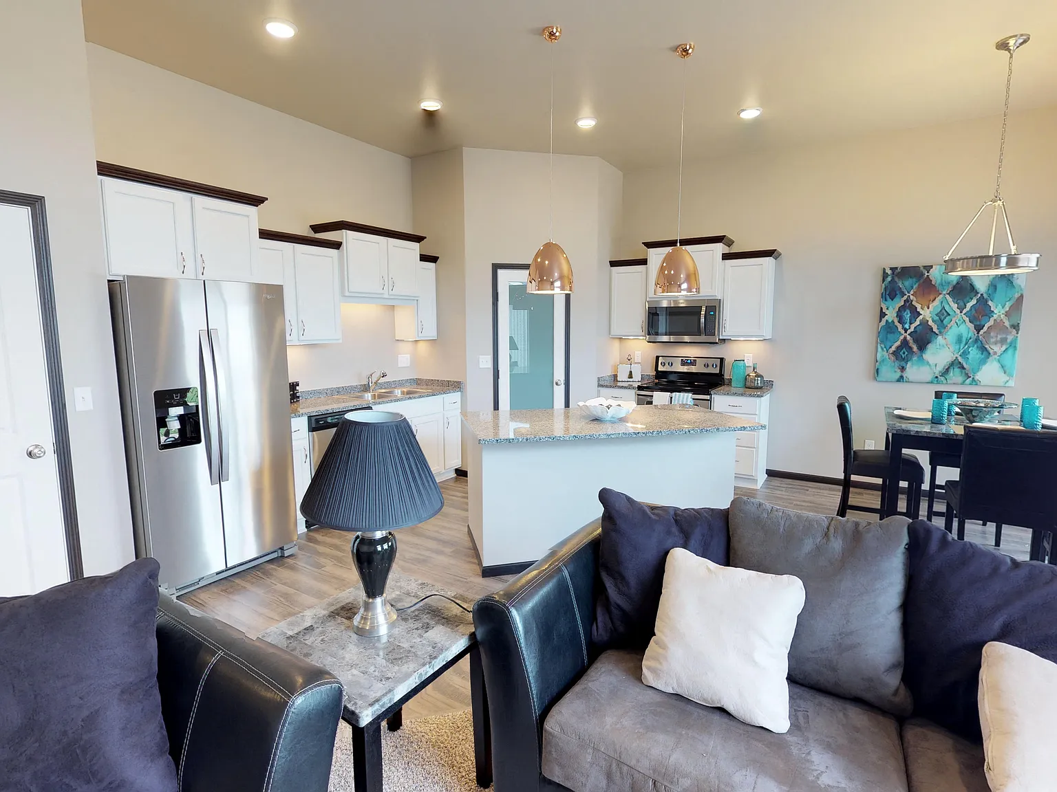 Diamond Creek Townhomes — Photo 1