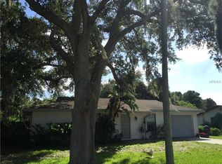 400 Baffin Dr, Venice, FL 34293