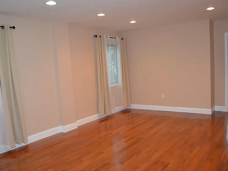 276 Chestnut Hill Ave #9D — Photo 5
