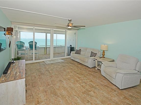 5th image of 17920 Gulf Blvd APT 1603