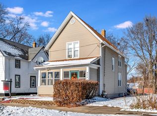 424 Center Ave, Aurora, IL 60505