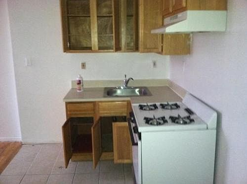2nd image of 315 Saratoga Ave APT 3
