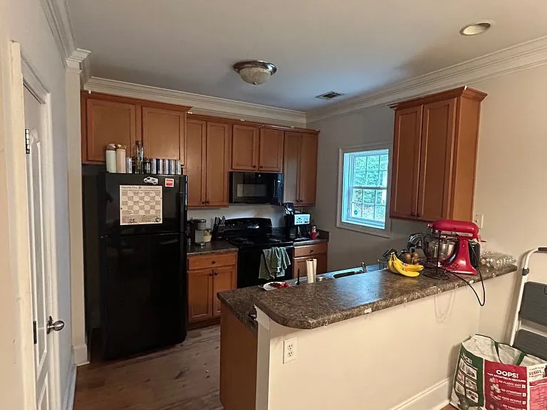 1585 Cedar Shoals Dr — Photo 8