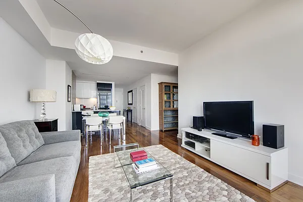 Sold by Compass | media 3