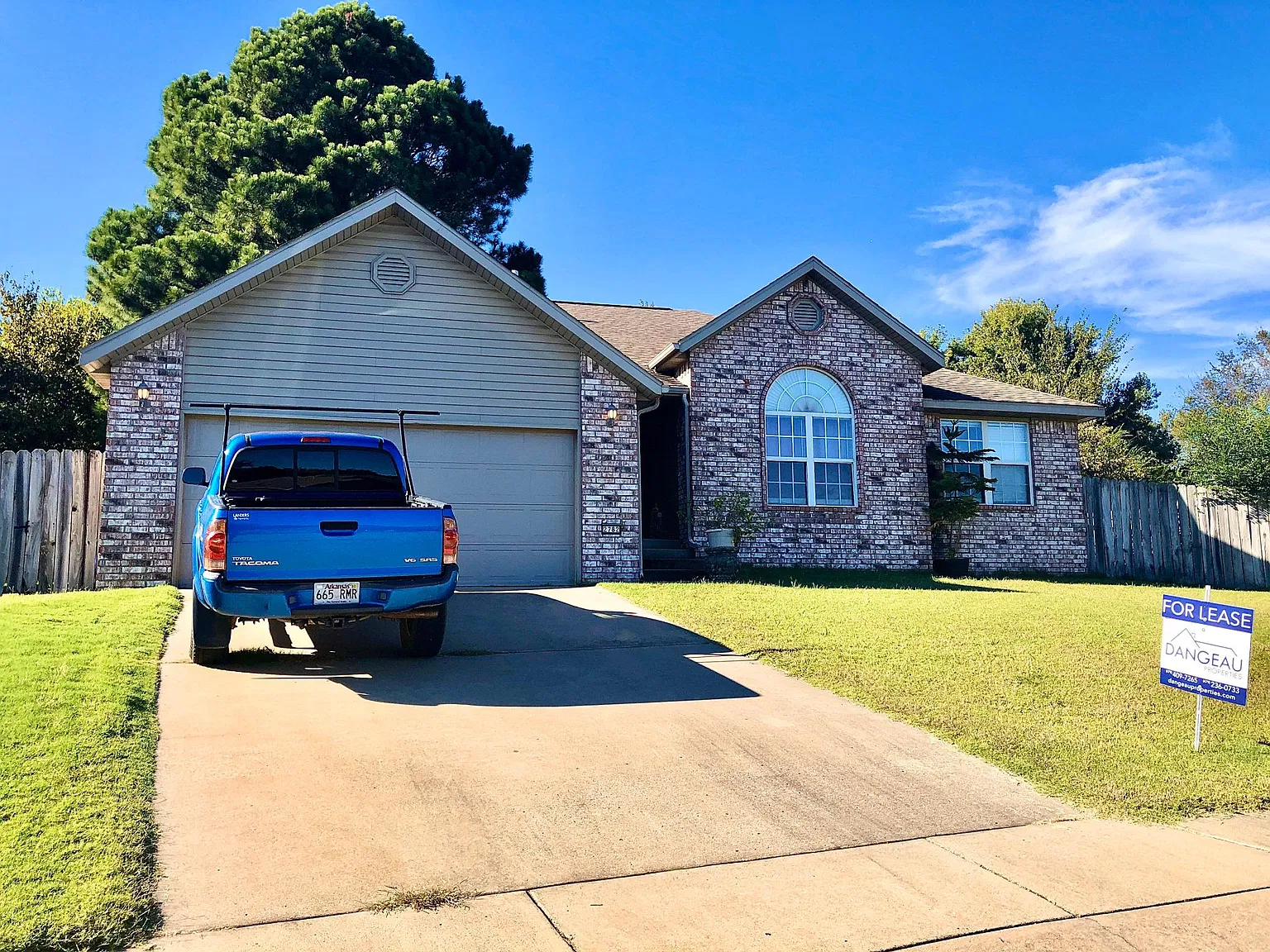 2782 N Ashbrook Dr — Photo 3