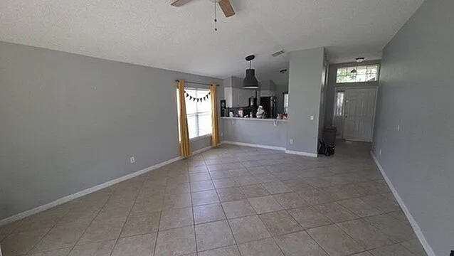 2527 Chatham Cir — Photo 13