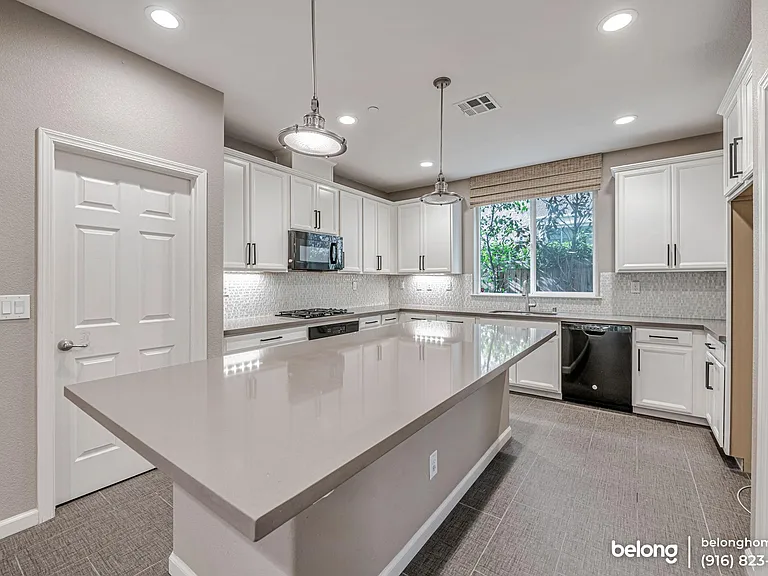 9773 Philta Way — Photo 12