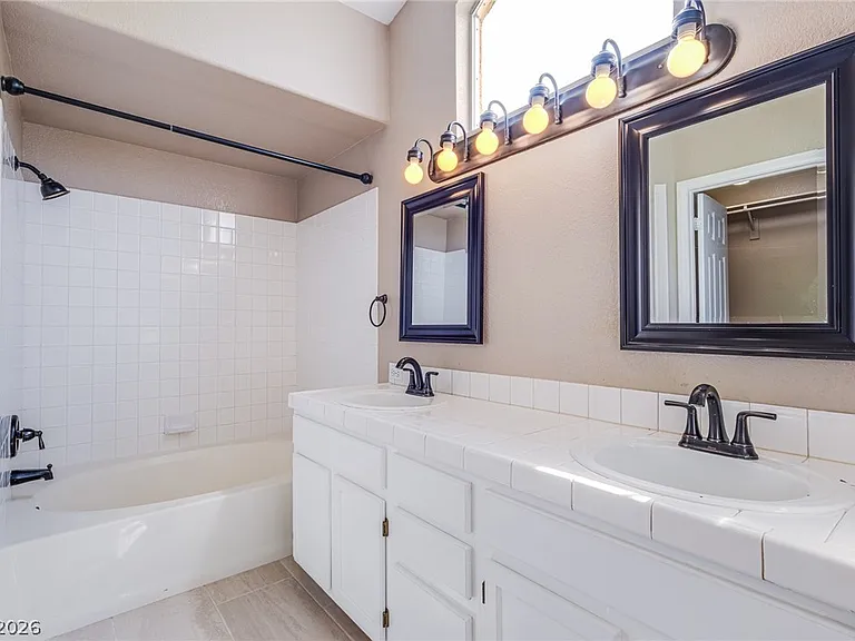 1705 Morado Hills Ln — Photo 30