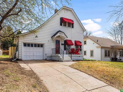 2045 N 62nd St, Omaha, NE, 68104