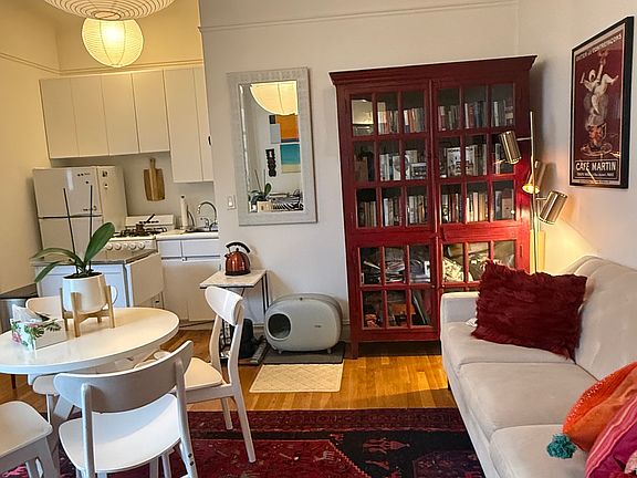 5th image of 31 Tiemann Pl APT 64