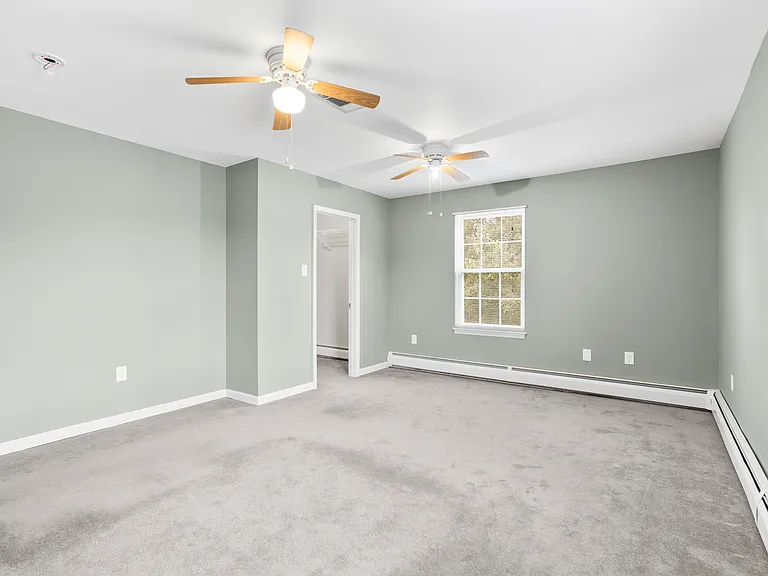 421 Lafayette St — Photo 15