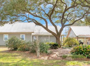 1180 Cormier Rd, Breaux Bridge, LA 70517