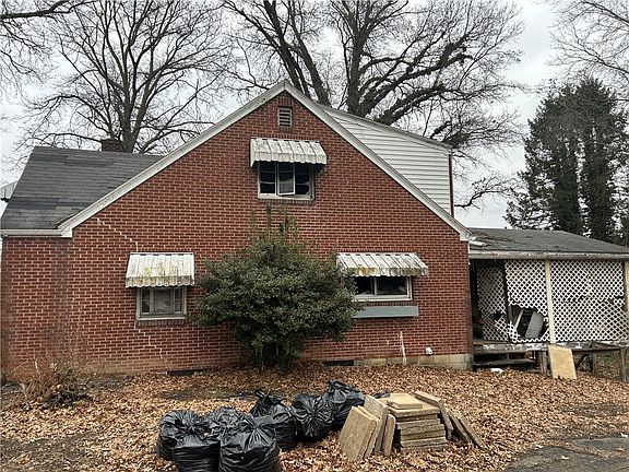 5th image of 1832 S Eighty Eight Rd