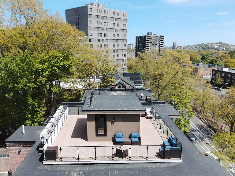 1578 Beacon St #302 — Photo 17