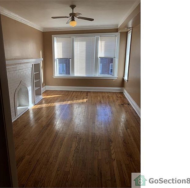 1st image of 1008 W 76th St #1