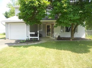 355 Norcrest Dr, Rochester, NY 14617