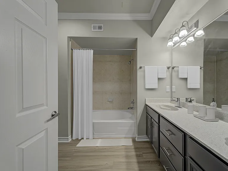 Townhomes of Coyote Ridge — Photo 7