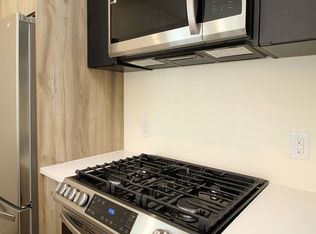 7530 N Richmond Ave #203, Portland, OR 97203