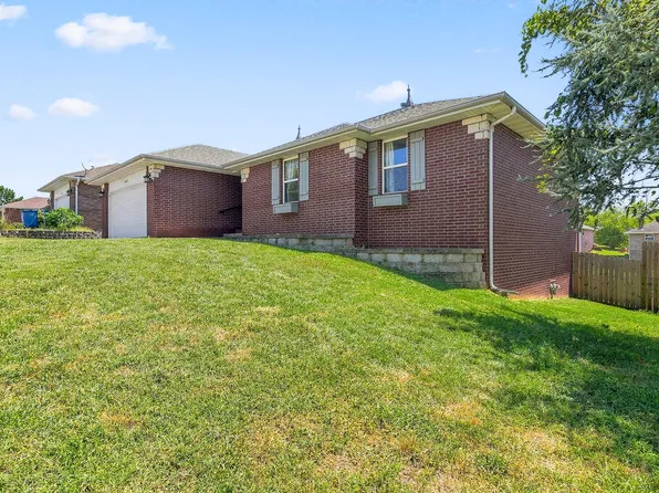 4048 W Falcon Drive, Battlefield, MO 65619