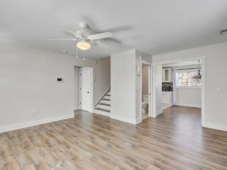 1128 Carnegie Ave — Photo 7