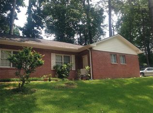416 Rebecca St, Lawrenceville, GA