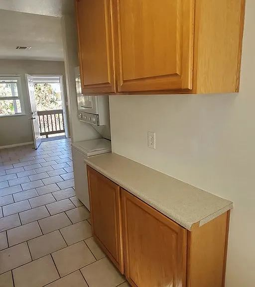 7110 Mohawk St — Photo 10