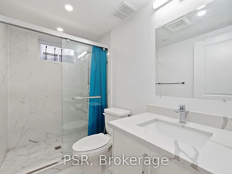 27 Kingsview Blvd #1 — Photo 12