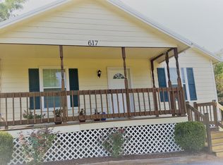 617 S Georgia St, Troup, TX 75789