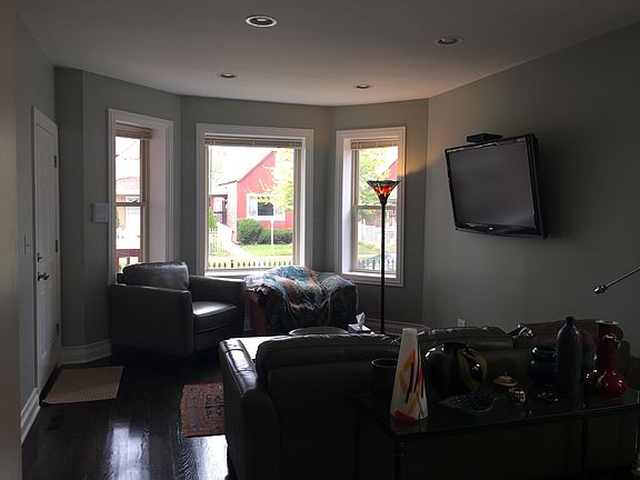 3rd image of 4943 W Kamerling Ave