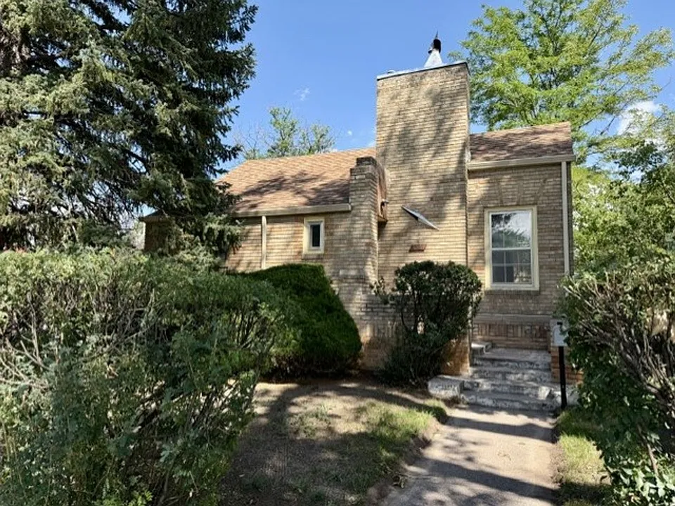 3321 Central Ave