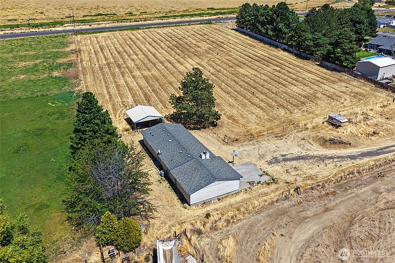 2nd image of 2027 W Atkinson Road