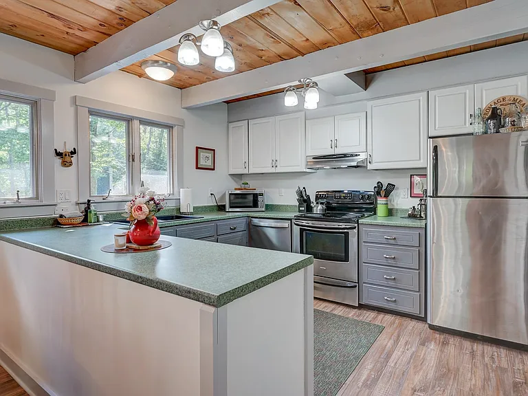 186 Ledgewood Rd — Photo 12