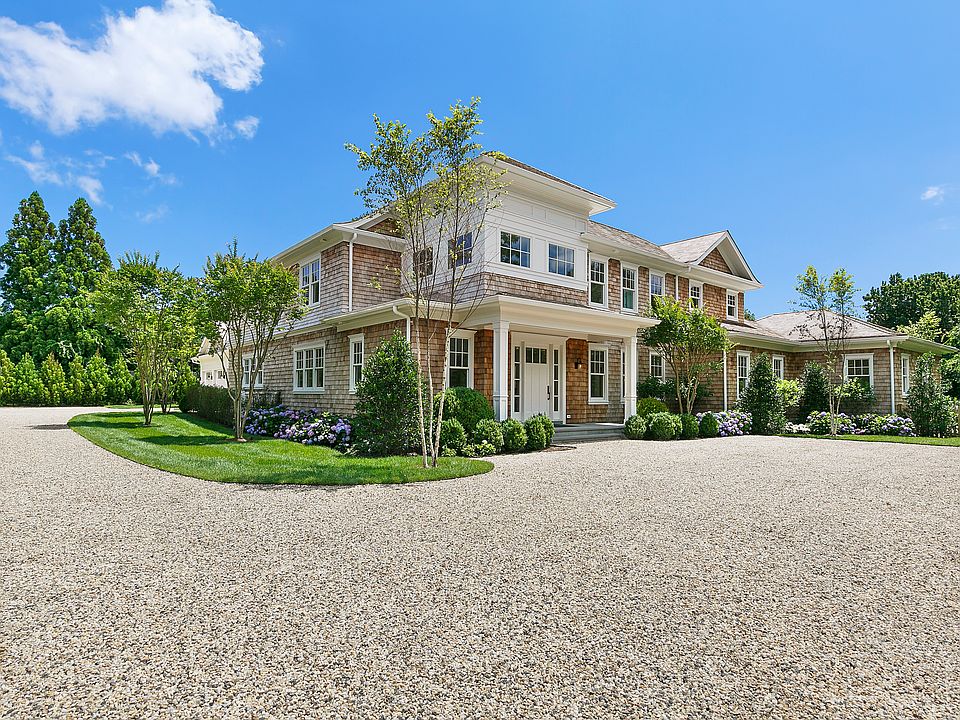 96 Leos Ln, Southampton, NY 11968 | Zillow