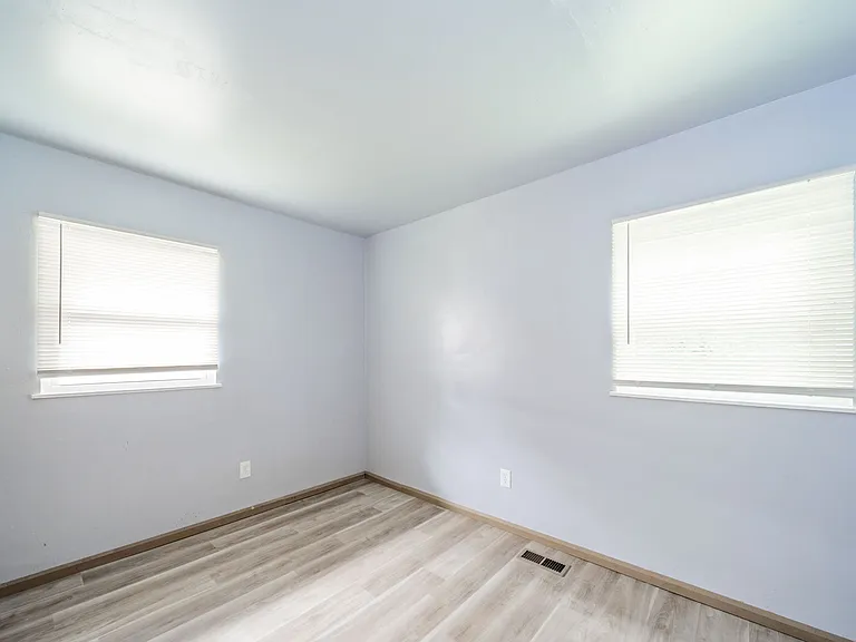 9438 Conried Dr — Photo 18