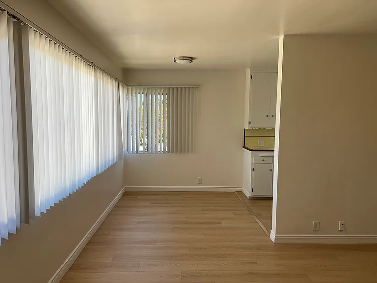 235 Grand Ave #6 — Photo 3