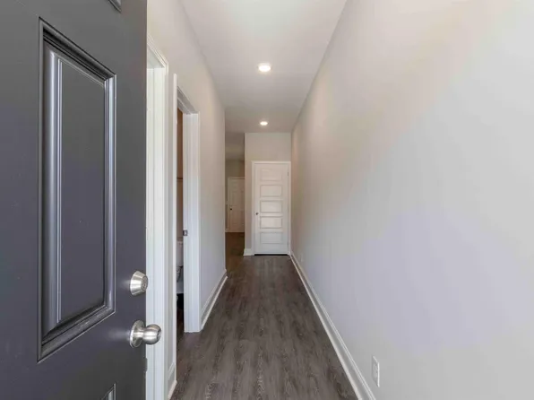 279 Smithson Ln, Clarksville, TN