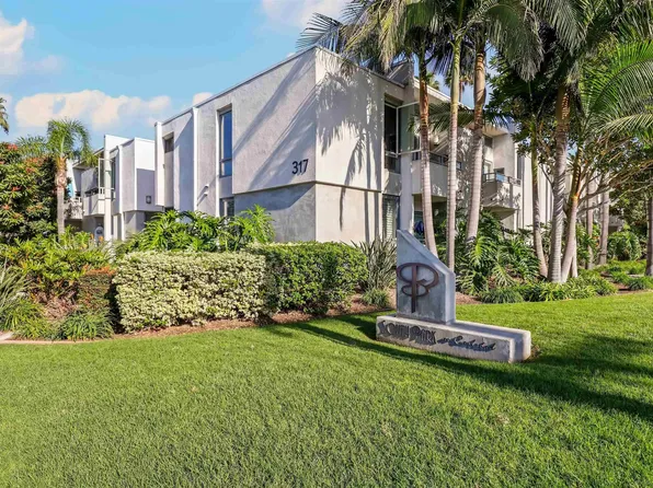317 Pine Ave Unit 201, Carlsbad, CA 92008