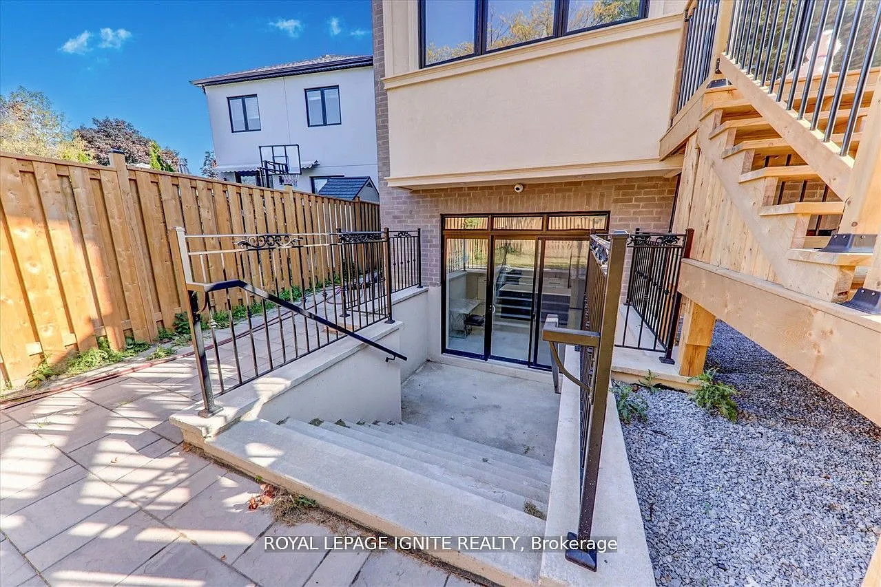 2 bed, $2,495 — Photo 3