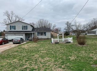 1401 Grove St, Washington, IN 47501