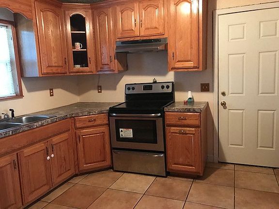 5th image of 1001 Shermell St