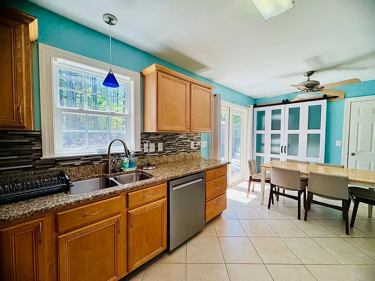 2576 Blue Dog Ct — Photo 7