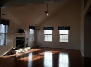 1214 Eagles Chase Dr, Lawrence Township, NJ 08648