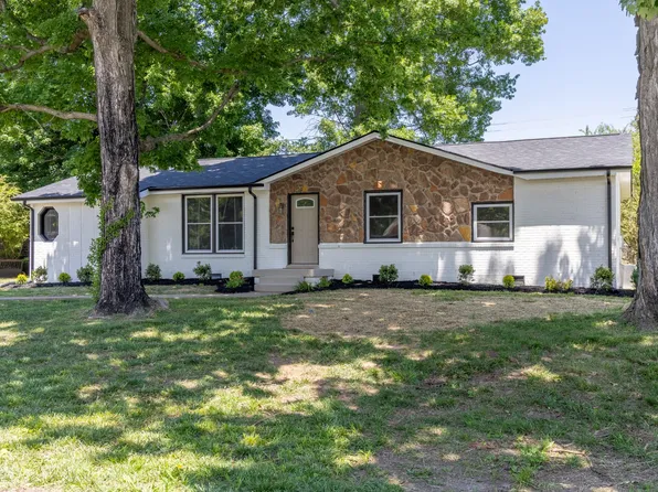 182 Dale Ter, Clarksville, TN 37042