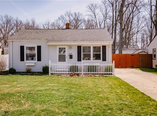369 Dellwood Rd, Avon Lake, OH 44012