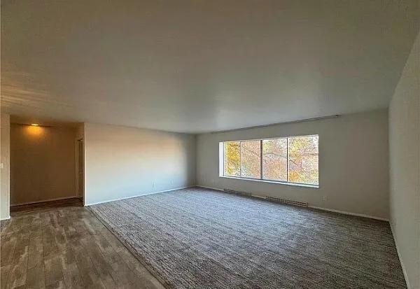 540 Heather Dr #7 — Photo 5