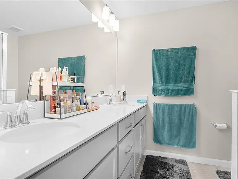5070 Rain Shadow Dr — Photo 26