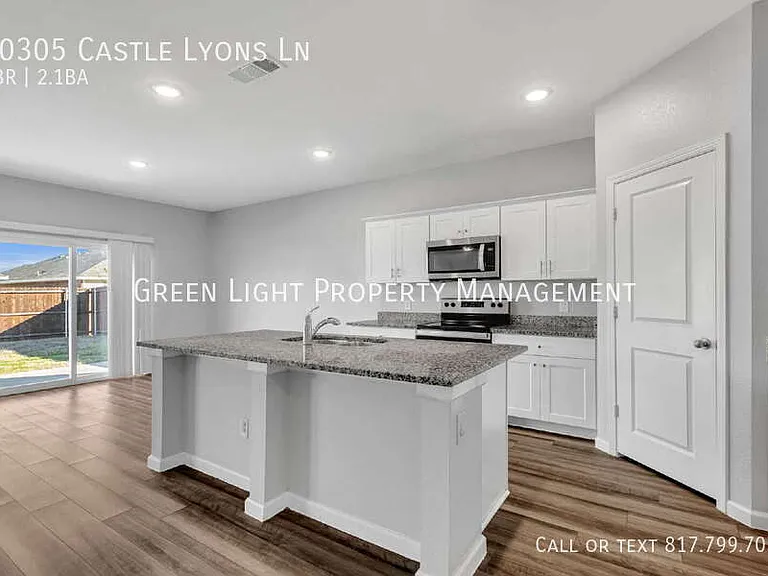 10305 Castle Lyons Ln — Photo 6