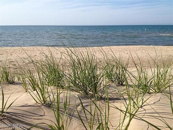 3rd image of 225 N Shore Dr APT 308