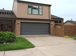 2901 Park Place Dr, Lincoln, NE 68506