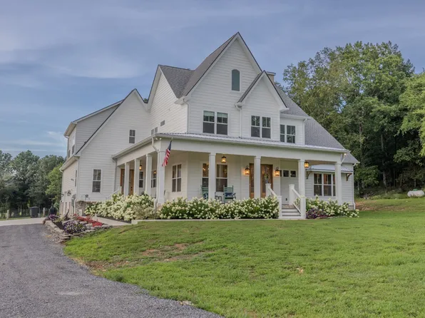 725 Oregon Rd, Lascassas, TN 37085